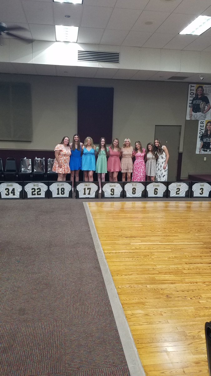 PerrySoftball's tweet photo. AMAZING 2024 SOFTBALL BANQUET TOOK PLACE TONIGHT!!! GREAT SENIOR CLASS.PICTURED HERE MOVING FORWARD TO DO GREAT THINGS IN LIFE &amp; IN COLLEGE SOFTBALL!  BEST OF LUCK LADIES! #PerryProud #PTObuilt @StarkMediaTeam @ThePHSnews @PerryAthletics @PHSJungle24 @FederalLeagueOH @btsohio https://t.co/gf6Was5ydV