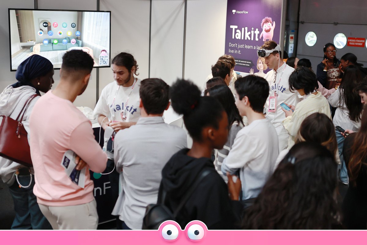 TalkitAI's tweet photo. Talkit booth at #Vivatech in Paris ! The #Visionpro 🦸‍♀️version of the Talkit app has such long lines for testing that the visitors are almost crowding out the queue. Download app here👉: https://t.co/LJW7CggDt4 https://t.co/sYYp2wTotS