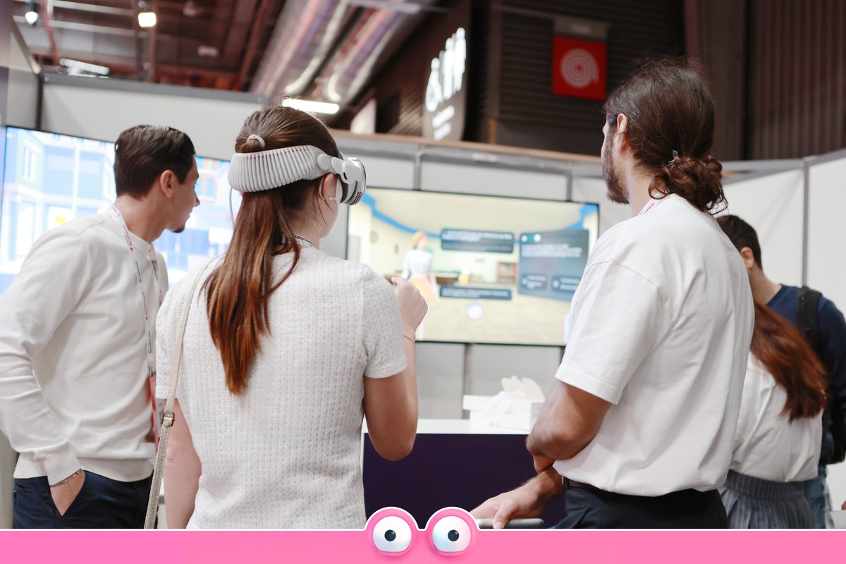 TalkitAI's tweet photo. Talkit booth at #Vivatech in Paris ! The #Visionpro 🦸‍♀️version of the Talkit app has such long lines for testing that the visitors are almost crowding out the queue. Download app here👉: https://t.co/LJW7CggDt4 https://t.co/sYYp2wTotS
