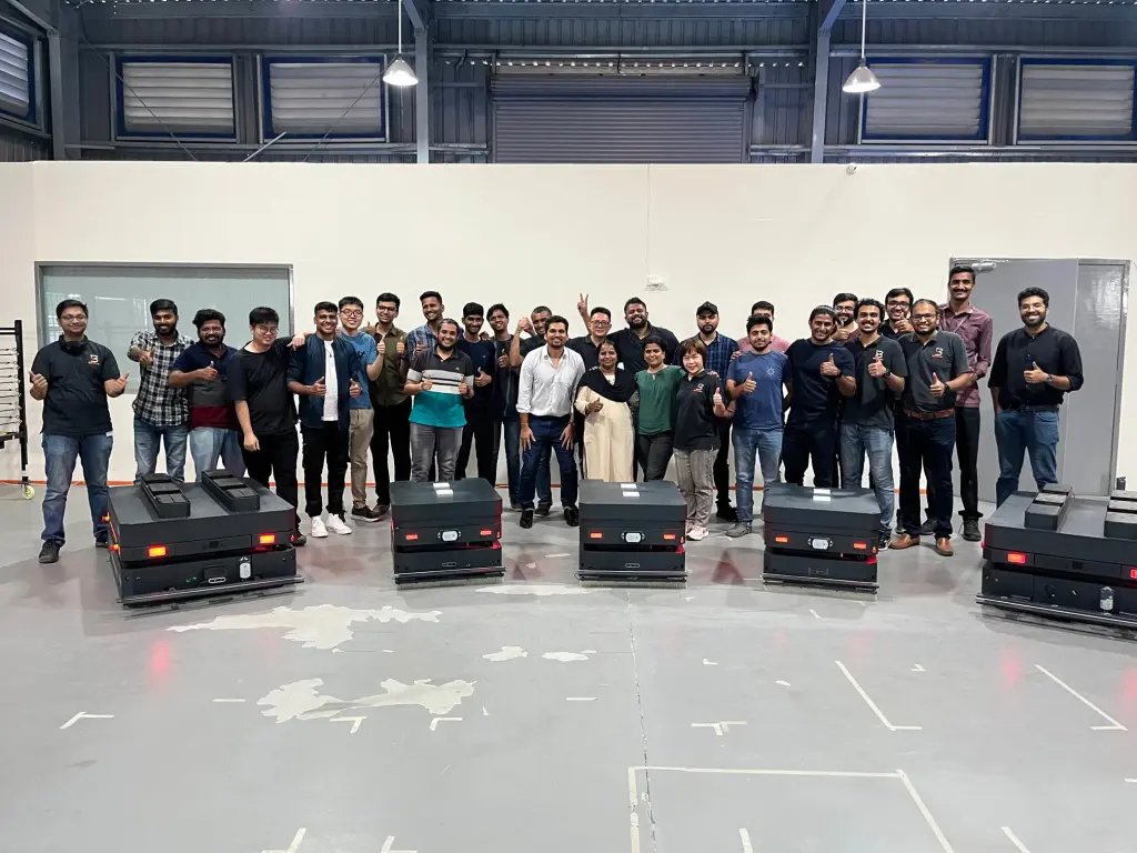 italysingapore's tweet photo. Robotics firm by NTU graduates raises $5.2m to bolster software offering https://t.co/nuwzAzWOwL #Investments #News #Robotics #botsync #emerging_tech_team https://t.co/Jjp5sfsXPT