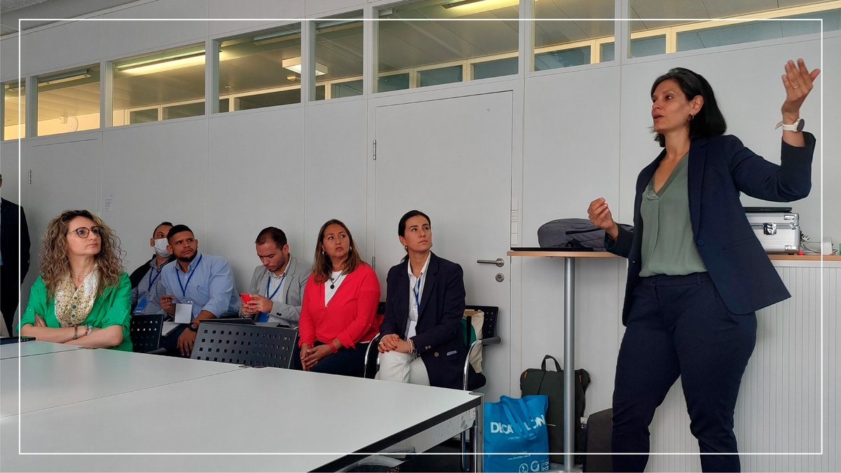 colombiamascom1's tweet photo. 🇨🇭Empresarios colombianos y entidades públicas y privadas viajaron a Suiza del 27 al 31 de mayo para aprender del sistema de Formación Dual. 12 organizaciones participaron para fortalecer el proyecto piloto del clúster de macrosnacks en Valle del Cauca
🧵#LaboratorioDeAprendizaje https://t.co/8SpaJkF6gF