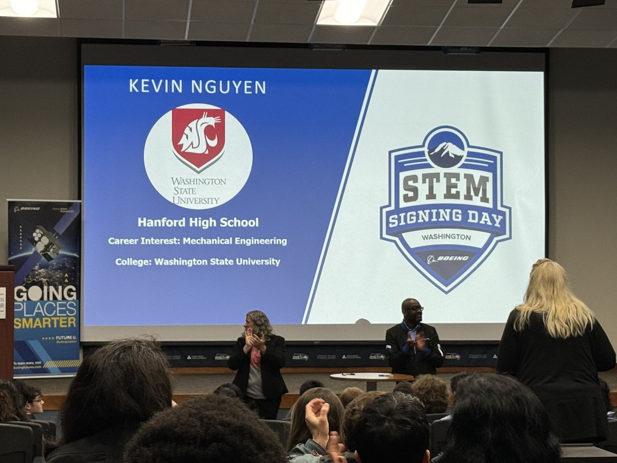 WSUCorpRel's tweet photo. Celebrating @BoeingWA #STEMsigningday with high school grads from across the state who are committing to pursuing degrees in STEM, including some #futurecougs! https://t.co/xQveEhabMq