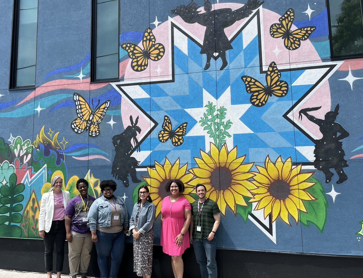 Today, I met with Family Tree Clinic providers and learned about their work to expand access for LGBTQ+ Minnesotans seeking reproductive and gender-affirming care.
 
Facilities like this one make our state a safe place for people to make their own health care decisions.