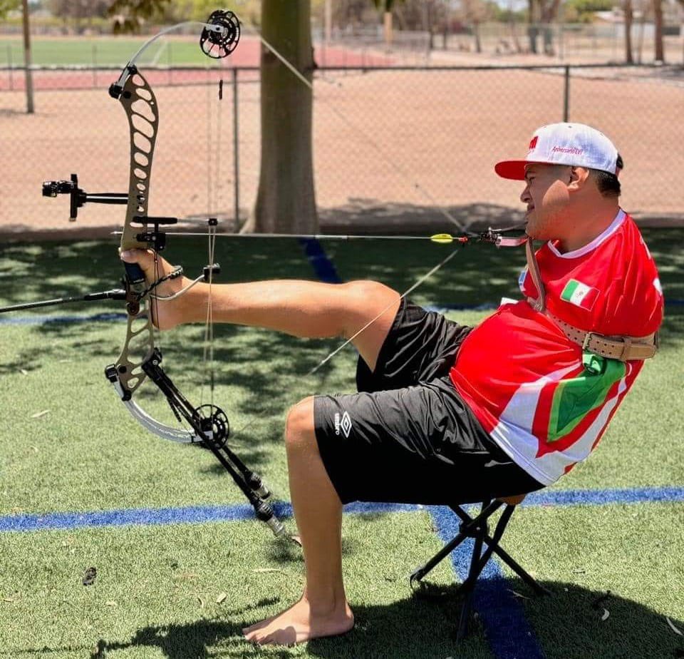 conadeoficial's tweet image. ¡𝗣𝗼𝗿 𝗹𝗮 𝗽𝗹𝗮𝘇𝗮 𝗮 𝗣𝗮𝗿í𝘀 𝟮𝟬𝟮𝟰! 🙌🏹

🇲🇽| Los pararqueros Gerardo Rodríguez y Víctor Sardina se citan en el #CNAR para disputar la cuota paralímpica que tiene el país en la modalidad compuesto open.

🔹️Tirarán por tres días y el jueves se conocerá al ganador.