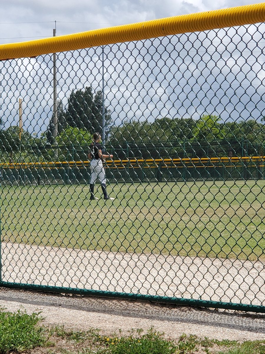 Tiff at her pro tryout!!! Tiff doing her thing in center!!! @AceNix @nix131313 @ZipsSB @UAkron_AD