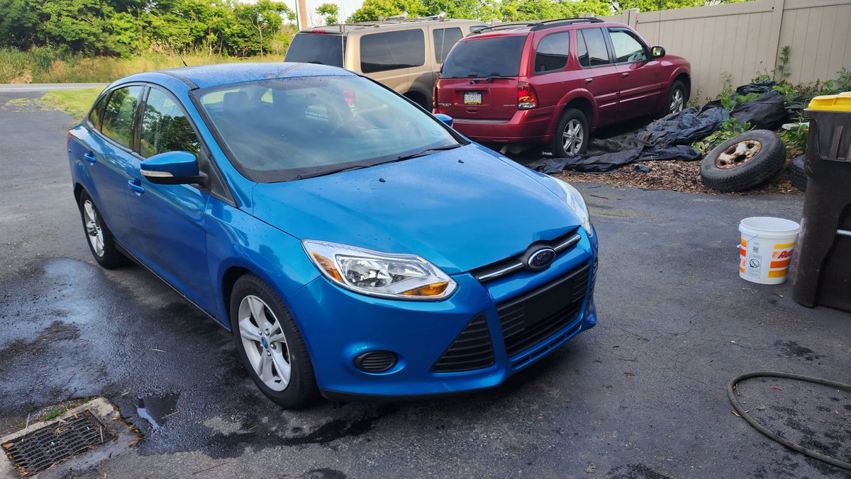 OriginalEphet's tweet photo. I'm going to try my hand at Turo. This will be the rental. Standard basic transportation. #selfemployed #turo #focus #rental #cars #trying https://t.co/5NrDuCn9Mh