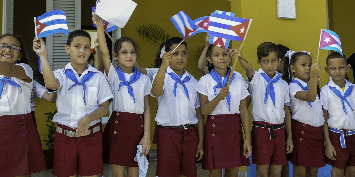 MMarreroCruz's tweet photo. Con mucho cariño fuimos recibidos por pioneros y maestros de la Escuela Primaria Julio A. Mella en Sancti Spíritus. Allí conocimos sobre las acciones de reparación y mantenimiento ejecutadas en instituciones del sector a propósito del 510 aniversario de la Villa.
#GenteQueSuma https://t.co/cw9Y3UNRkf