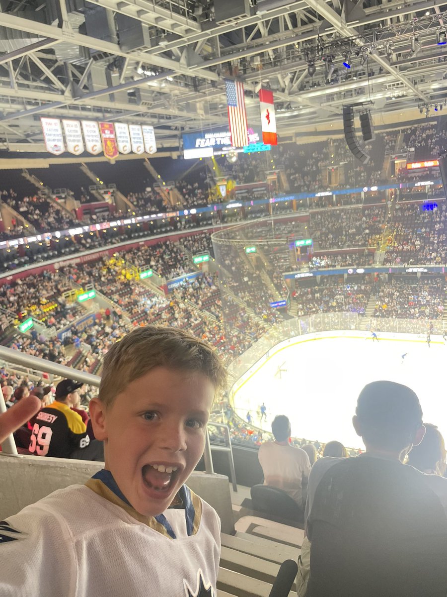 KorianneKrill's tweet photo. Let’s go Monster hockey! @monstershockey #fearthedepths https://t.co/Upj573flTc