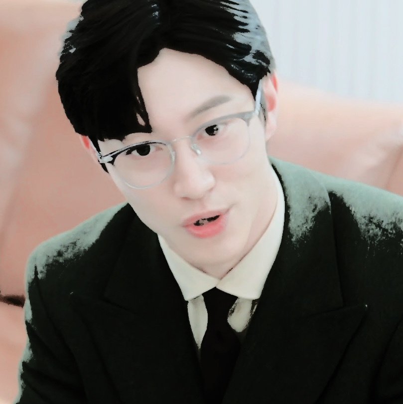 오늘 나 어떱니까? 뭔가 멋있죠??
