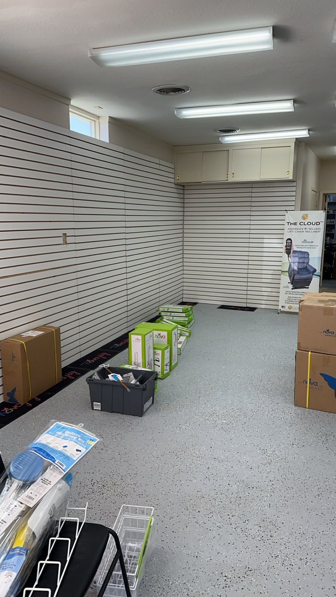 MedArtsPharm's tweet photo. Exciting things are happening to bring you an even better selection of the best DME items available from Nova! Pardon our mess. Come by to see the finished project! Try out our new equipment offerings. #novajoy #dme #showerchairs https://t.co/9p5i2kTEWF