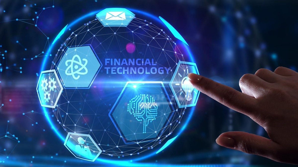 The Biggest #Fintech Trends In The Next 10 Years. (Forbes)  buff.ly/3Ku67cI