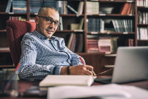 MonashQLab's tweet image. Marcus' Case Study: Leading quality research use
👨‍🏫👩‍🏫🏫👩‍🏫👨‍🏫

This story of Marcus is about how he leads quality research use in his role as Assistant Principal, Learning and Teaching. 
#ResearchUse #UsingEvidenceBetter
doi.org/10.26180/22640…