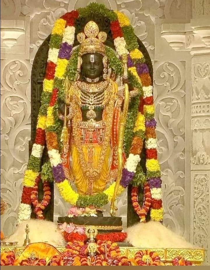 त्याग तपस्या के प्रतिरूप
मर्यादापुरुषोत्तम श्रीराम
लला की जय हो 
प्रभु सबका कल्याण करे
और जो अयोध्याधाम के वासी को शर्म करने को बोल रहे वो स्वयं शर्म करे अयोध्या शौहाद्र प्रेम धर्म स्थल है 
कोई नेतावो का इवेंट स्थल नही
#जय_श्रीसियाराम🙏🚩
#ayodhyadhaam