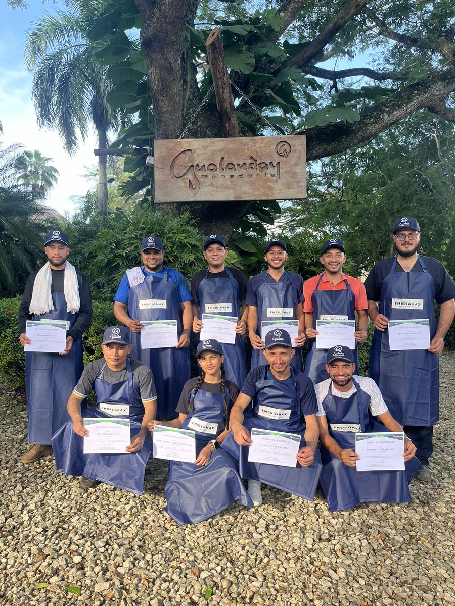 joaquinGar26's tweet photo. El primer curso que hago y fue todo un éxito. Que orgullo!🙏🏻😍 Siempre con Dios y las personas correctas. https://t.co/iVT3uT6tOT