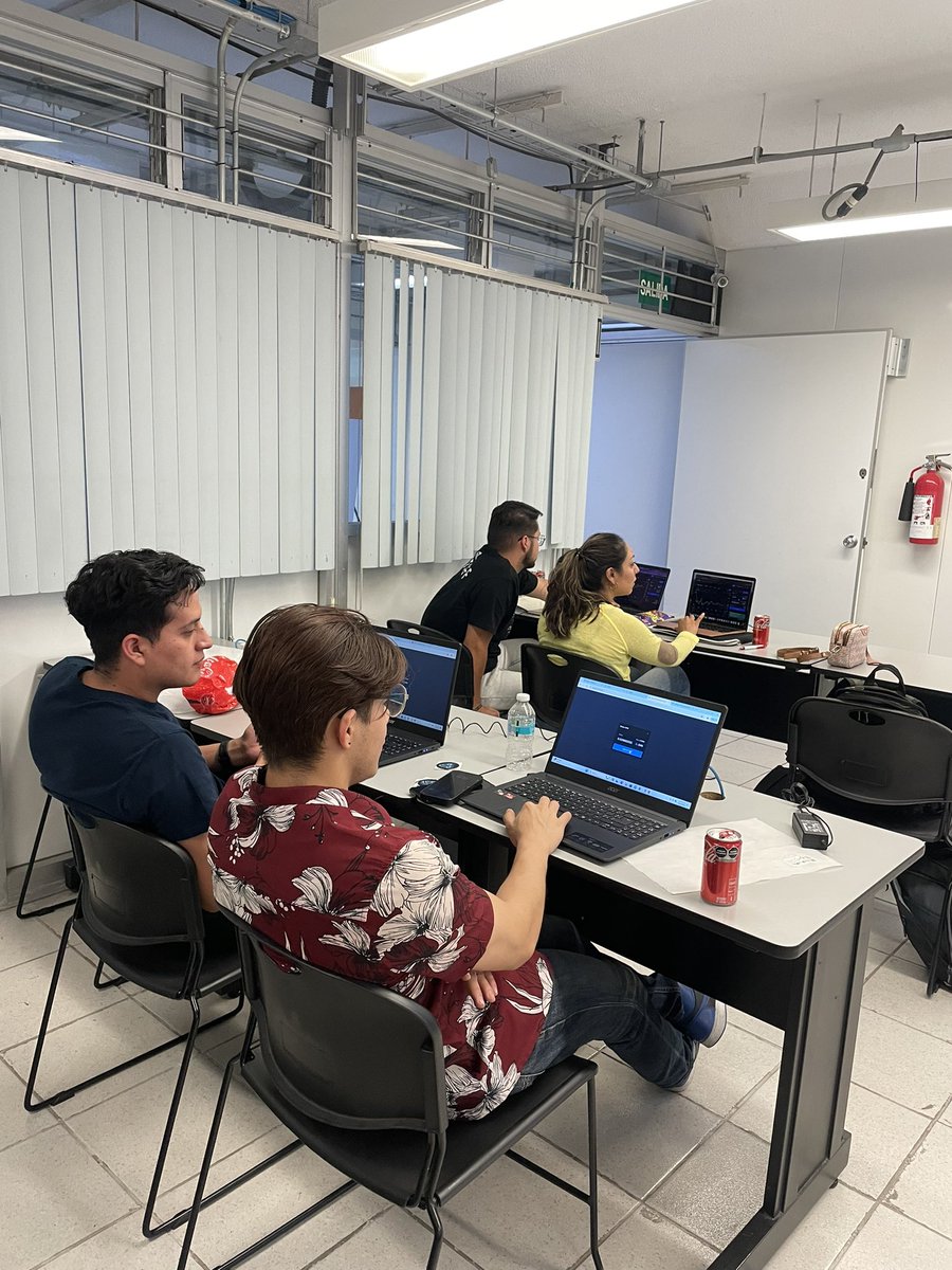 blockchain_unam's tweet photo. Seguiremos explorando el ecosistema de arbitrum ! Gracias a todos https://t.co/eO7pAPcwau