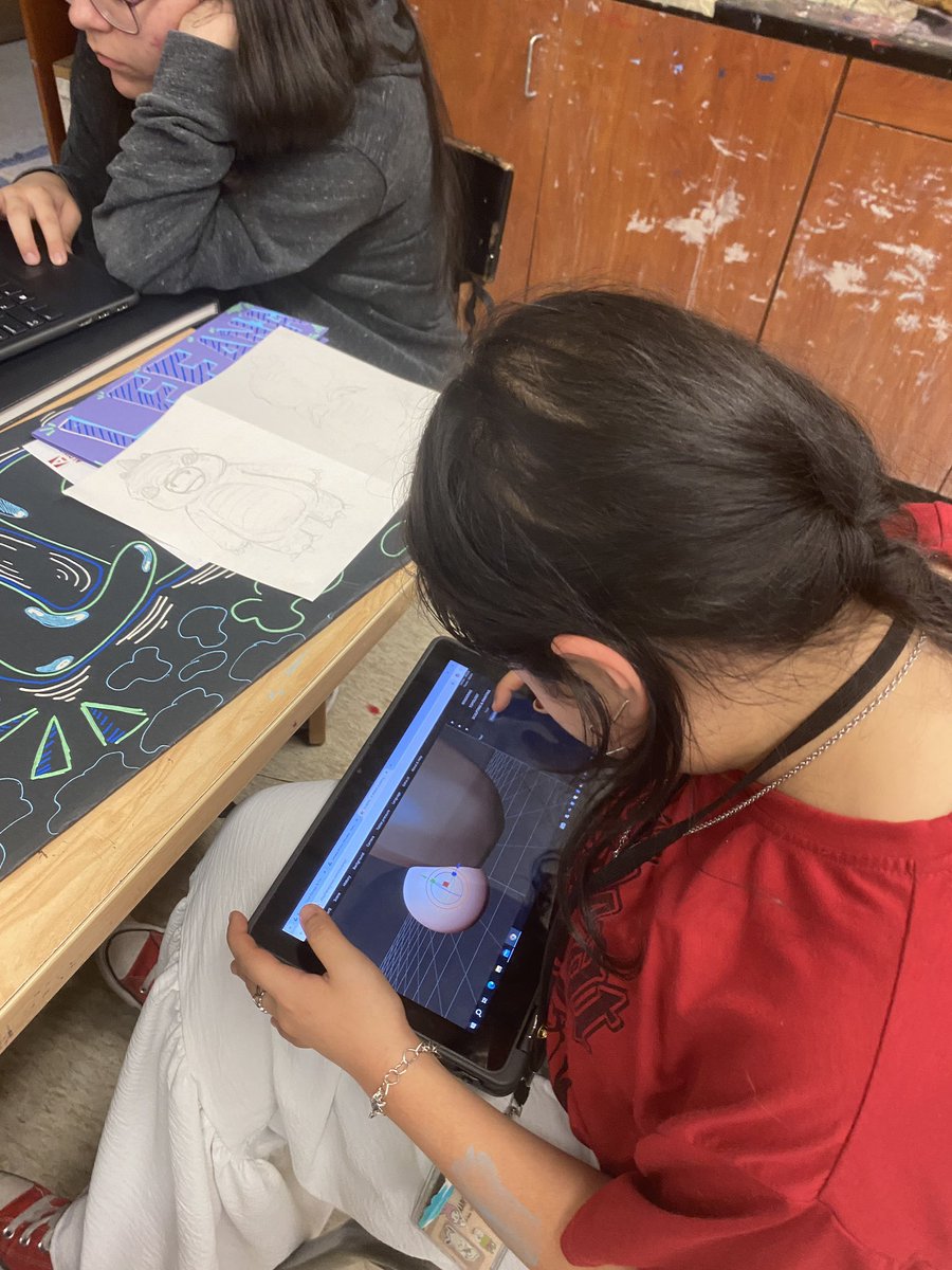 NewmanKaileigh's tweet photo. Day 1- June AP Workshop @Eisenhower_IB artists learned character development &amp; digital sculpting so they can 3D print their original cartoons. 

@elitparker @ARTwithLEBLANC @SaraSchoborg 

@drgoffney @adbustil 

#MyAldine https://t.co/DmXW1bNdtr