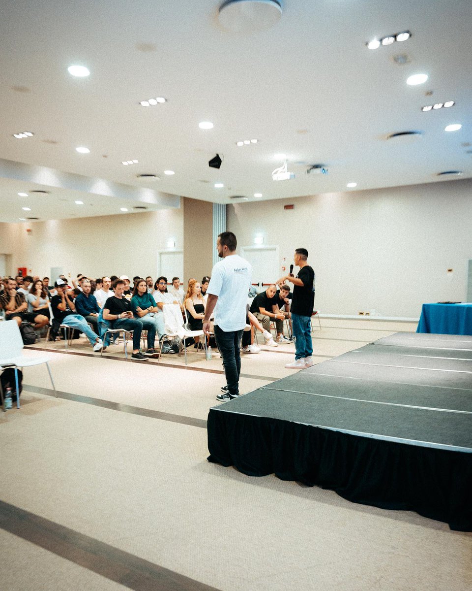 There is an enormous 
amount of potential in each 
and everyone of us 💯
____________________________________
Many people tend to minimize what they can accomplish and believe that others can reach heights and achieve things that one can not 🤔