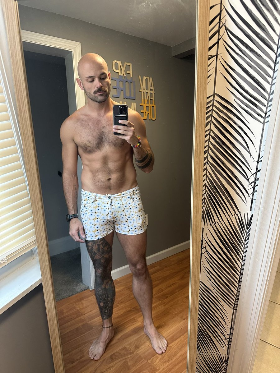 patchyCMH's tweet photo. Finally a 3in inseam for summer https://t.co/WYg9NXKpN2