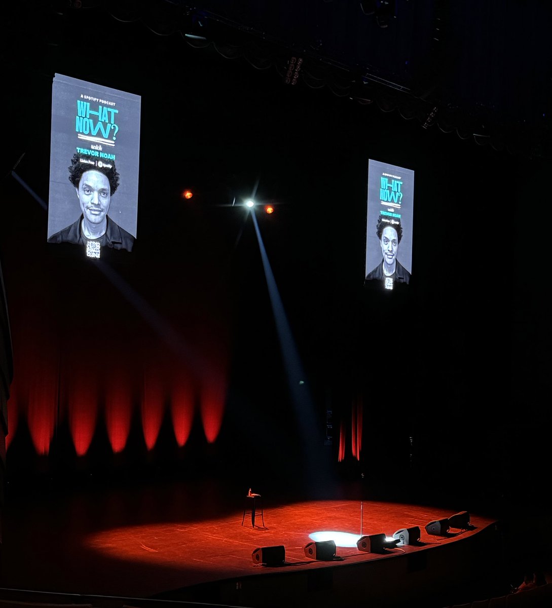 vhalhen123's tweet photo. @Trevornoah amazing show! 👏🏽next time kindly consider to perform in #Indonesia please, for sure will be less “yellow boxes” 😁😁
And @wilsylvince your opening performance was excellent #pickleman
The show was epic! 🔥
#offtherecordtour #trevornoah #singapore https://t.co/qSFCPqSUhY