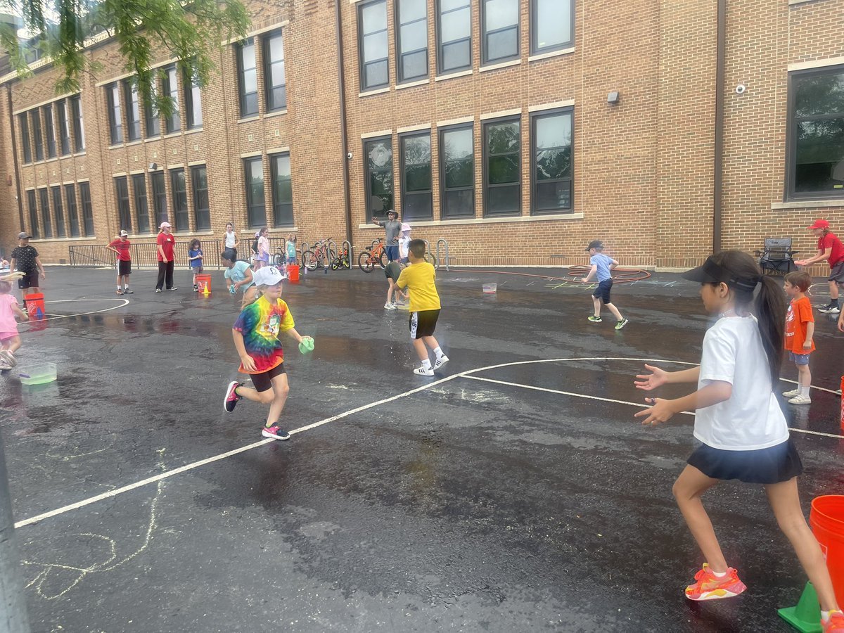 Miss Kennedy tweet media