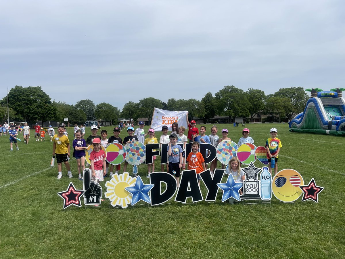 Water games, nests, cicadas and more! Such a fun field day! Thank you Field PE team!!! 🤍