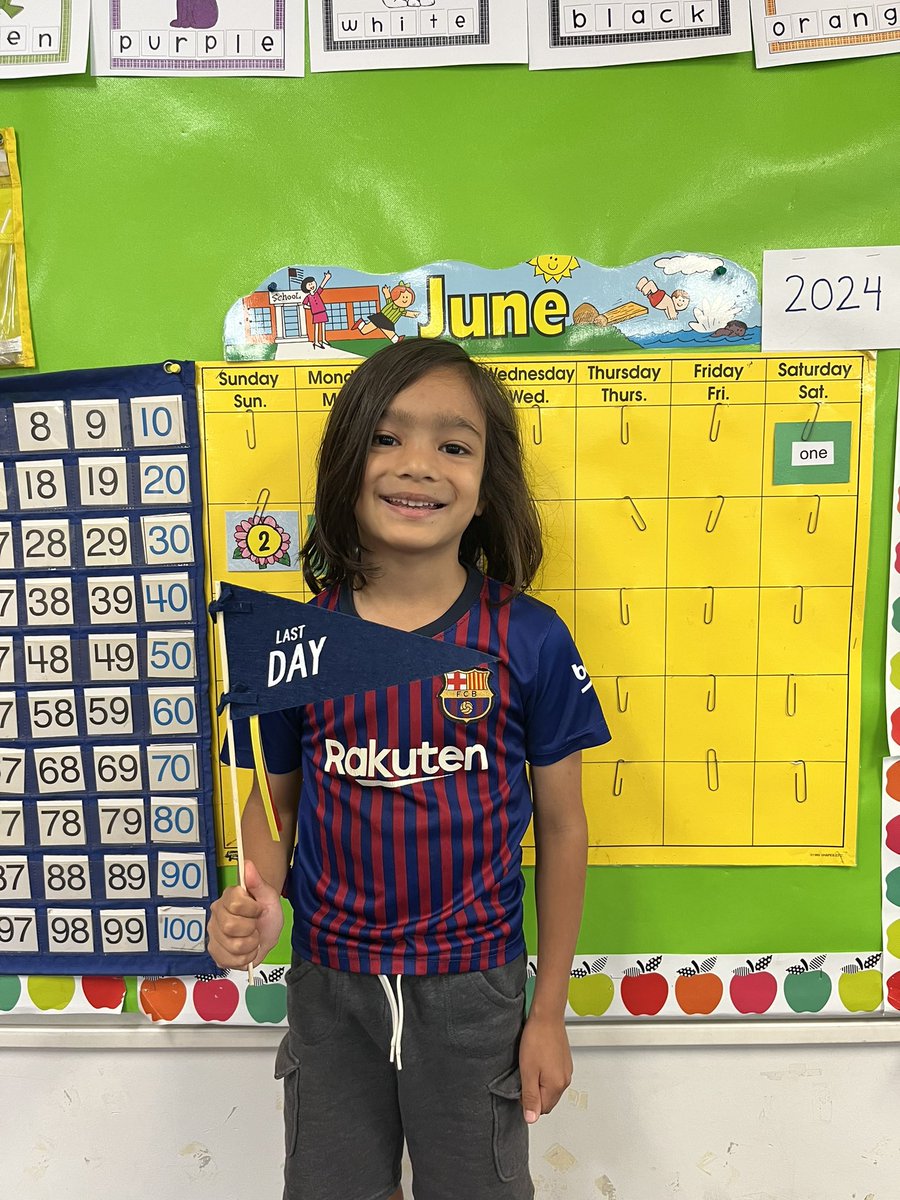 KateCyrus8's tweet photo. Look out first grade, here we come! #winfield34 https://t.co/sB048p9sFd