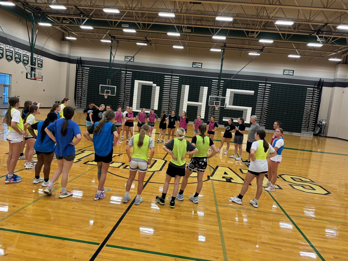 DeSotoLadyHoops's tweet photo. Another awesome day of camp for our program! Love working with all the different levels from 1st grade to our seniors. Grateful for all the players that help, coaches that lead, and players/families that show up and work to get better! See you tomorrow for Day 3! https://t.co/FOzGpHBGzV