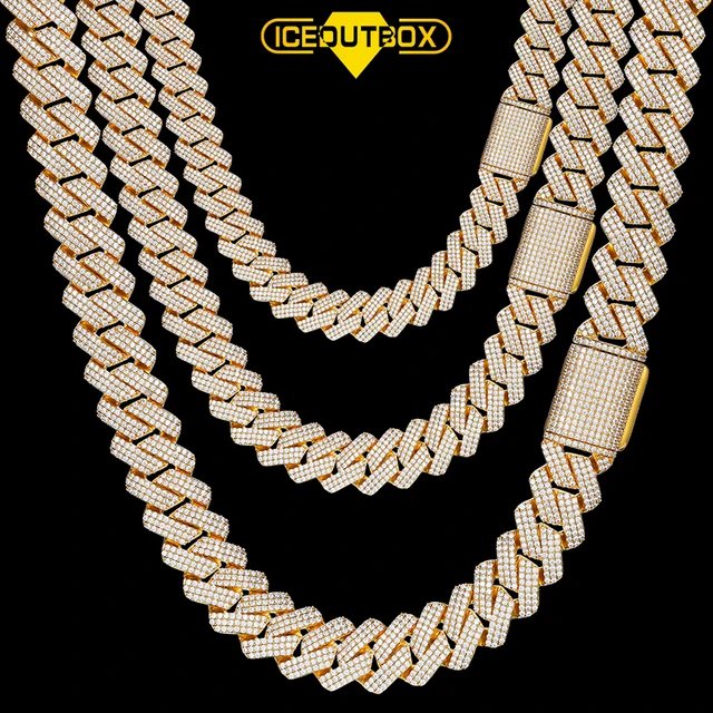 NoirAdornments's tweet photo. 🍃Fall 2024🎃
Indulge in the opulent allure of 
@NoirAdornments  Luxury chains.
Elevate your style. Each link exudes a timeless charm, captivating all who lay eyes upon it. Unleash your inner allure and make a statement that echoes through the ages.
#NoirAdornments #LuxuryChains https://t.co/xz4sg0vf3N