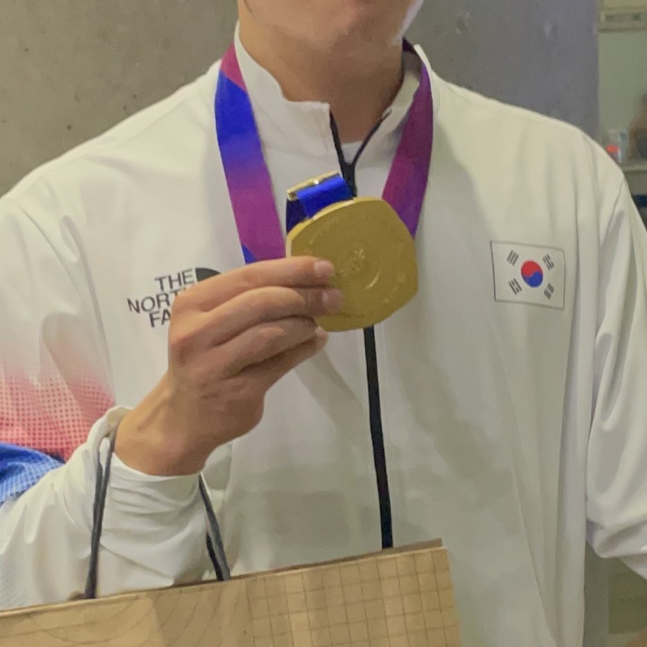 ruitsando's tweet photo. 🏅 https://t.co/TaADfu1DO9