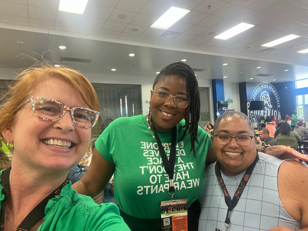 EffinityT's tweet photo. So thrilled to be a part of the Central Florida Homeless Education Summit with our friends from Homeless Services Network of Central Florida.

700 registrants here learning about self-care and services to more effectively educate students experiencing homelessness! https://t.co/EDejFIBO0z