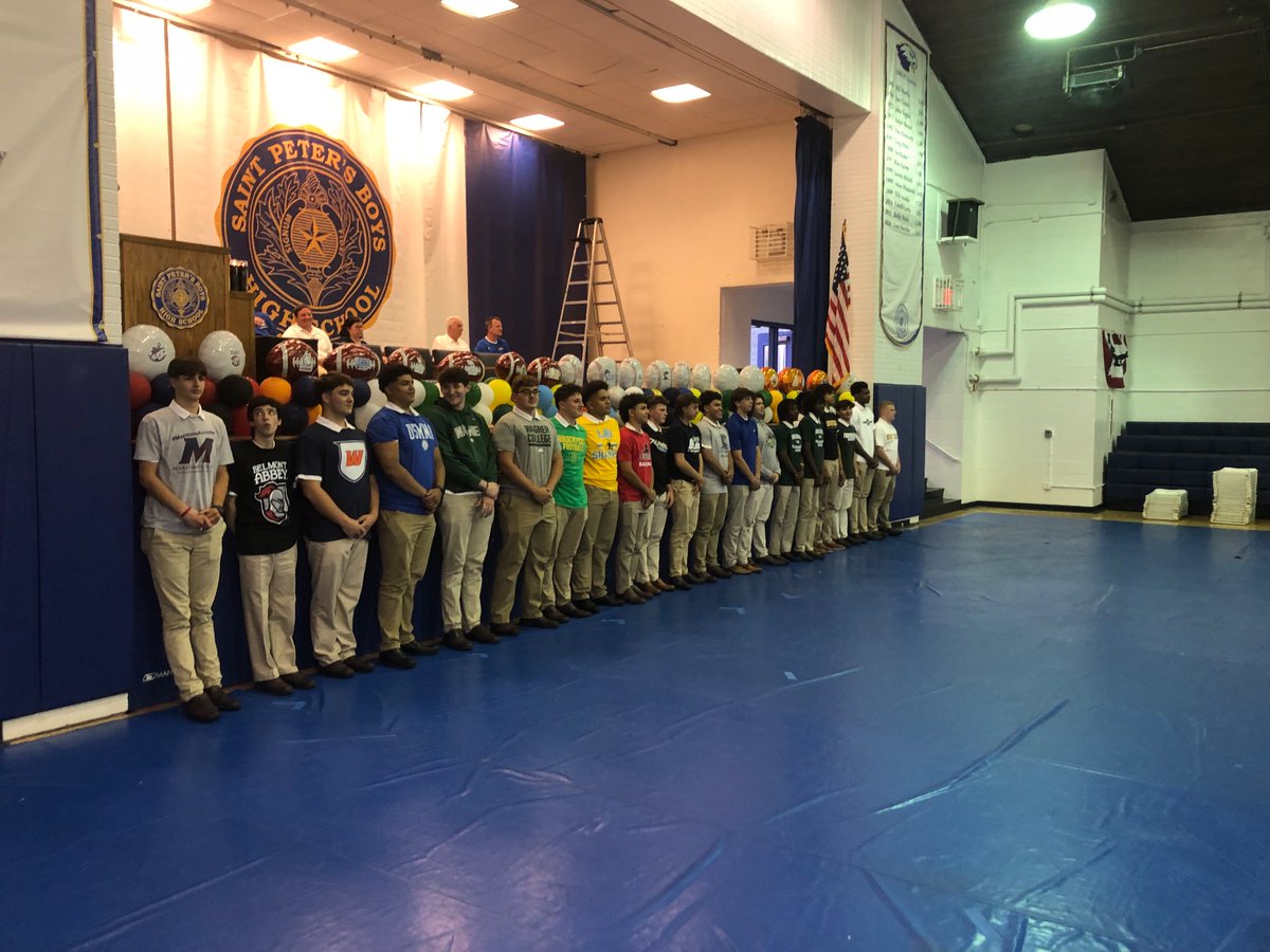 Principal_Cos's tweet photo. 23 College Athletes from the 2024 Class @STP_Eagles  @StPetersBoysHS 
Thank you to Coach Bobby for making it the Signing Day Ceremony  happen. Good Luck and Make us proud. https://t.co/MEieWvYjlC