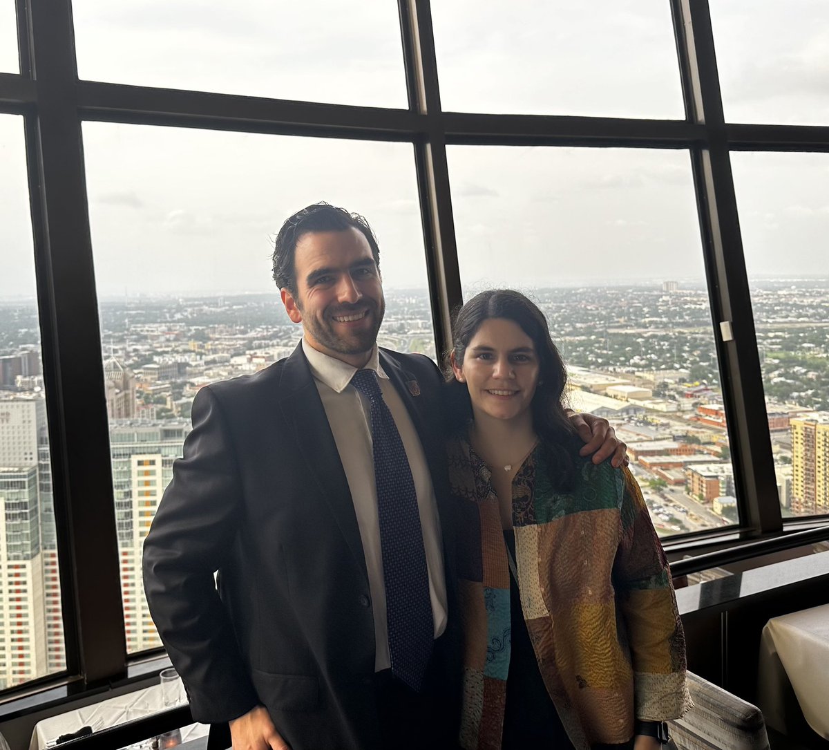 Thank you <a href="/CleClinicUro/">Cleveland Clinic Urology</a> for the opportunity to grow, develop new technologies &amp; reach milestones I have so long fought for. Mentorship by <a href="/SmitaDeMD/">Smita De</a> &amp; Jorge Gutierrez and guidance by <a href="/VijayKrishnaLab/">Vijay Krishna, PhD</a> <a href="/Millera_PhD/">Aaron Miller</a> were key. Wonderful friends always supported me. Au revoir❤️🥲👋🏻