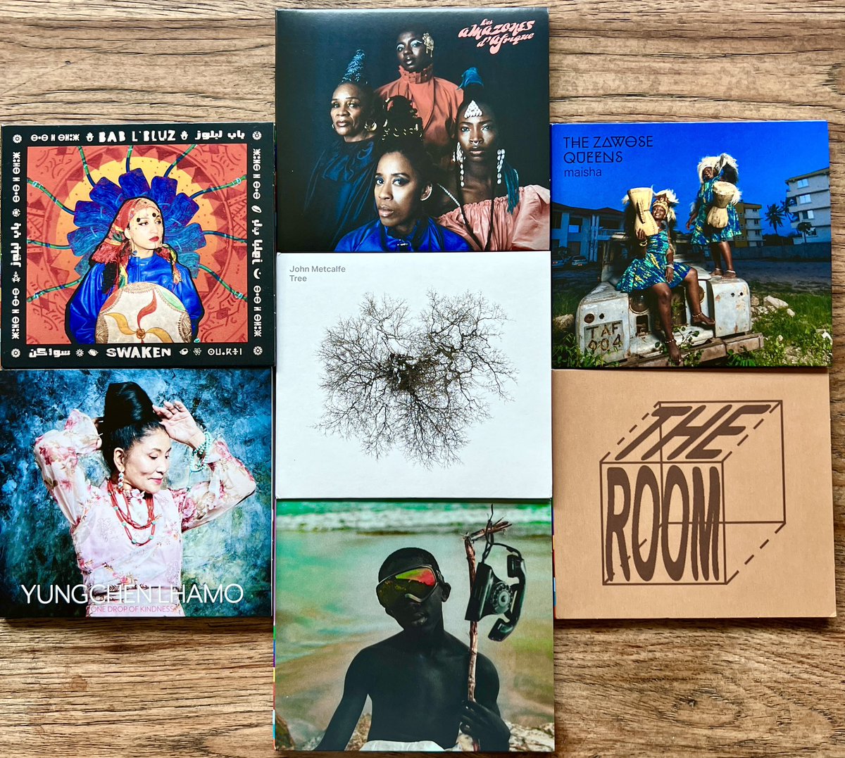 BrianVibberts's tweet image. My new dose of world music arrived from @RealWorldRec 
The whole catalog sounds great - I have most of them! 😎🎶🌍🌏🌎

#cdcollection #worldmusic