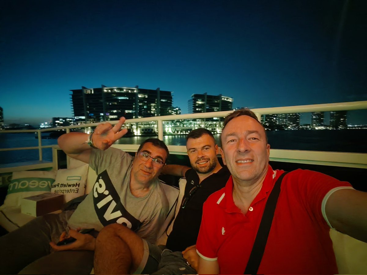 Having fun with <a href="/nico_bonnet/">Nicolas BONNET</a> and <a href="/c_glemot/">Christopher Glémot</a> in lovely Miami... #miami #veeamon #hpe