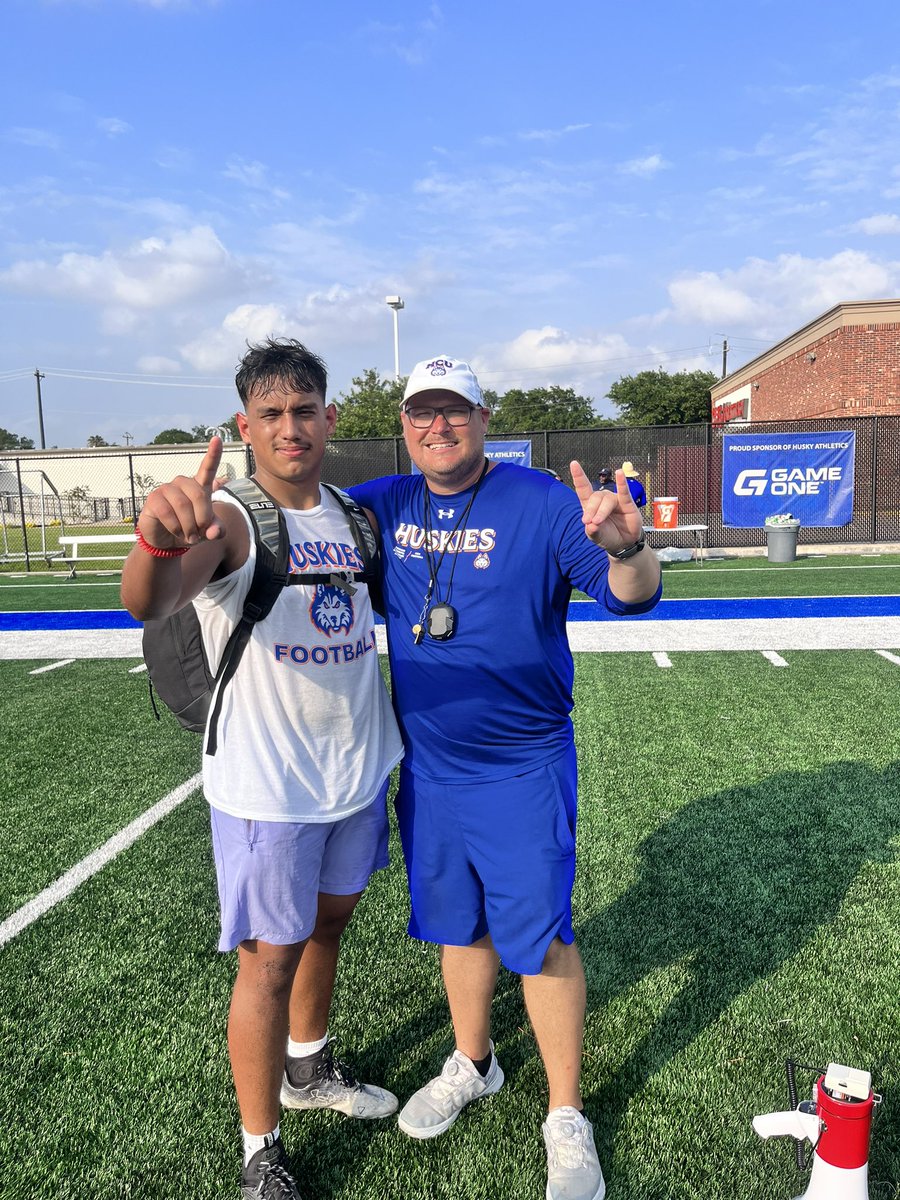 S_Sanchez2006's tweet image. Had an Amazing Time at The @HCUFootball Showcase!! Appreciate the Hospitality and opportunity to show out!! @HCUCoachBachtel  @coachwilkerson @Gumbs21 

@MOJOFB1 @MichaelBettenh1 @CoachChrisMineo @Coach_JEllison @VanceWashingto2 @Coach_SGonzalez @CoachSanchez1 @WestTexasElite