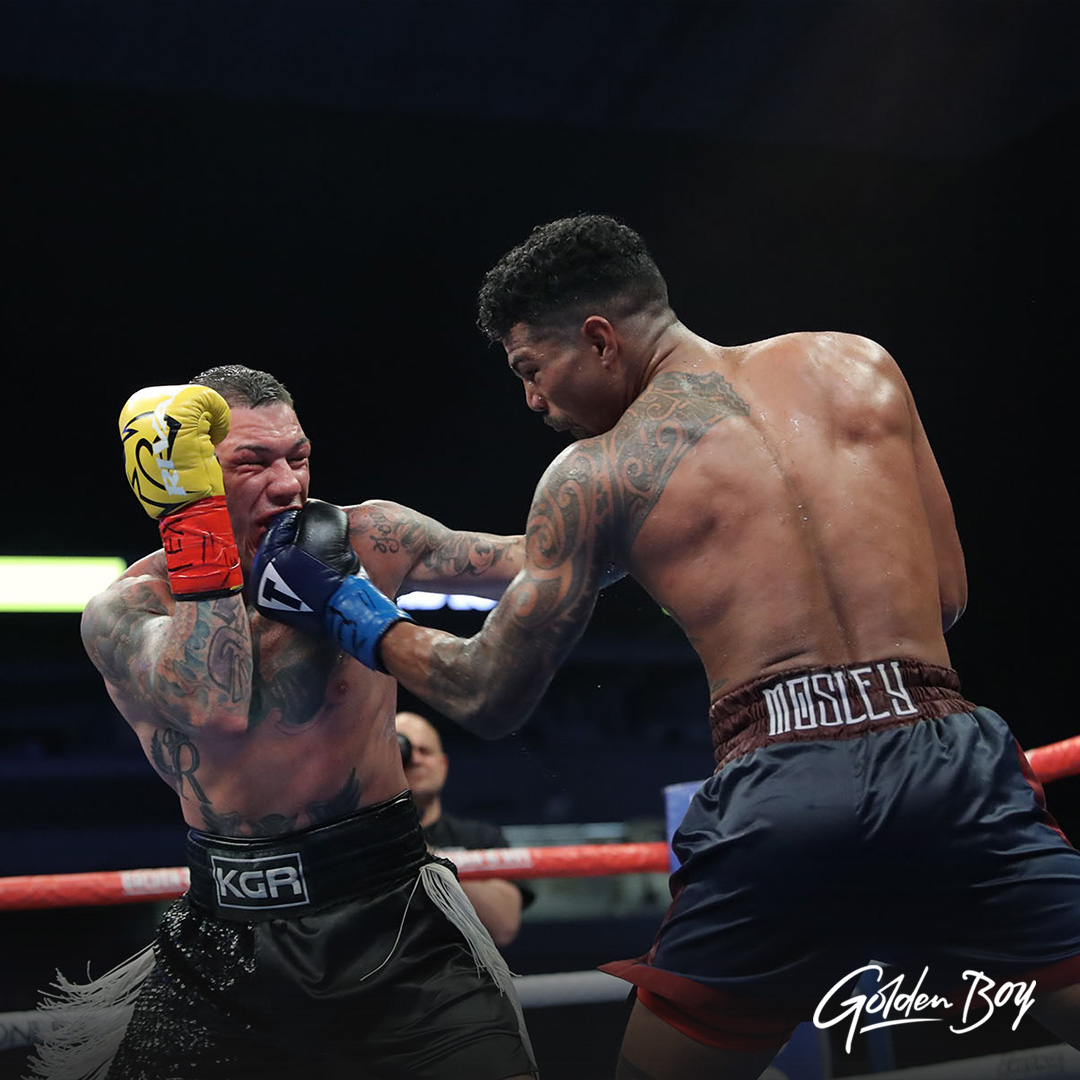 GoldenBoyBoxing's tweet photo. Shane Mosley Jr. 𝒔𝒕𝒂𝒚𝒔 𝒓𝒆𝒂𝒅𝒚 🔥
He's back in the ring next month 🆚 Daniel Jacobs 🥊
#TeamMosleyJr 💯 https://t.co/WlMENLbALE