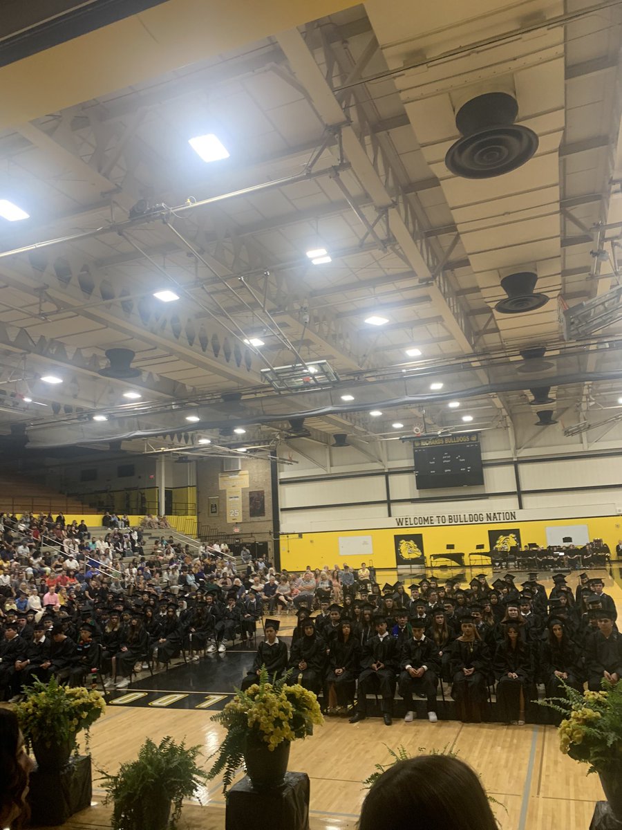 GeoffYoungberg's tweet photo. Congratulations to the Finley Class of 2024!  Go Vikings! #cridgepride https://t.co/YUlylk5jMj