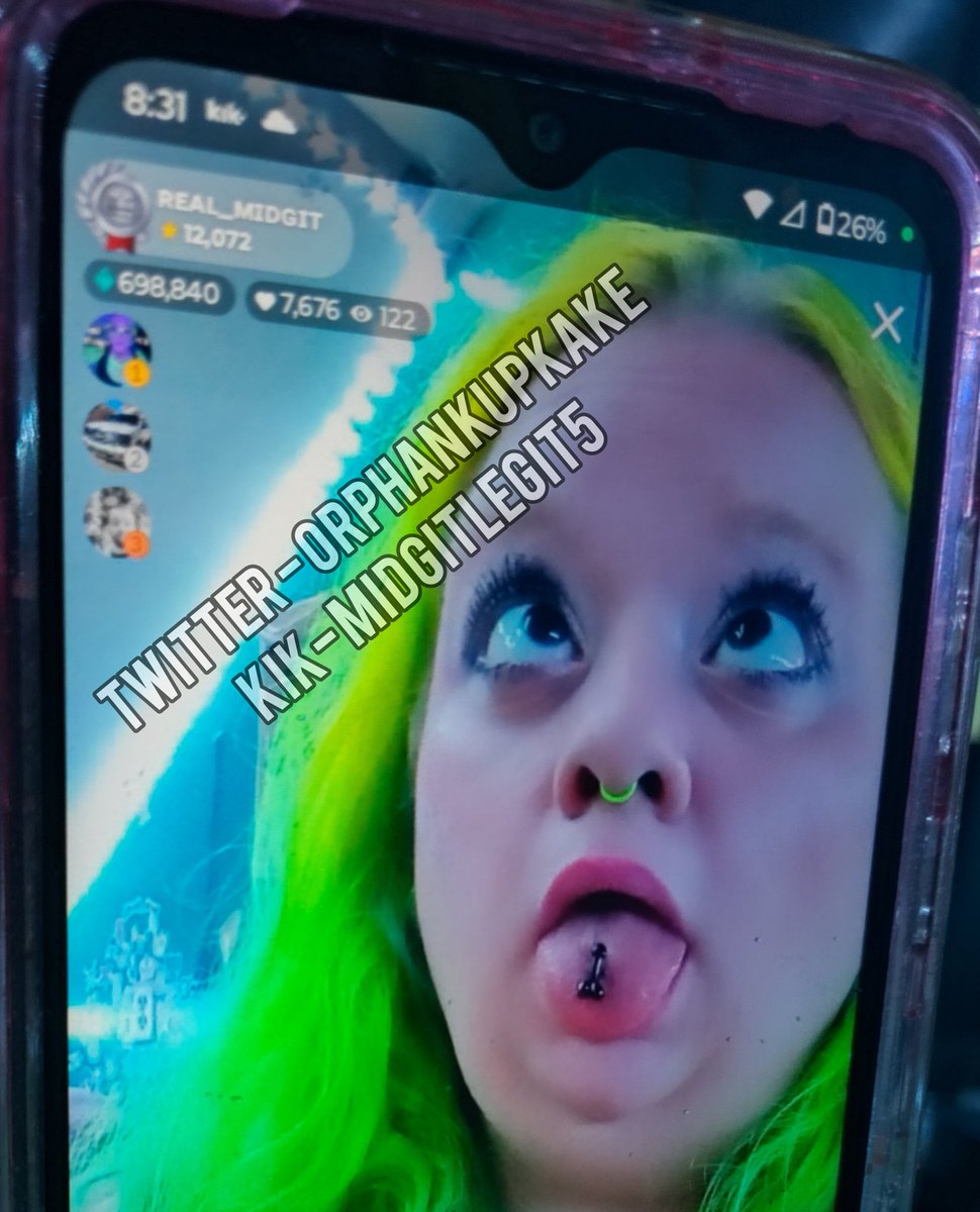 IM LIVE RIGHT NOW ON KIK MIDGITLEGIT5 come hang out and maybe play with me ...