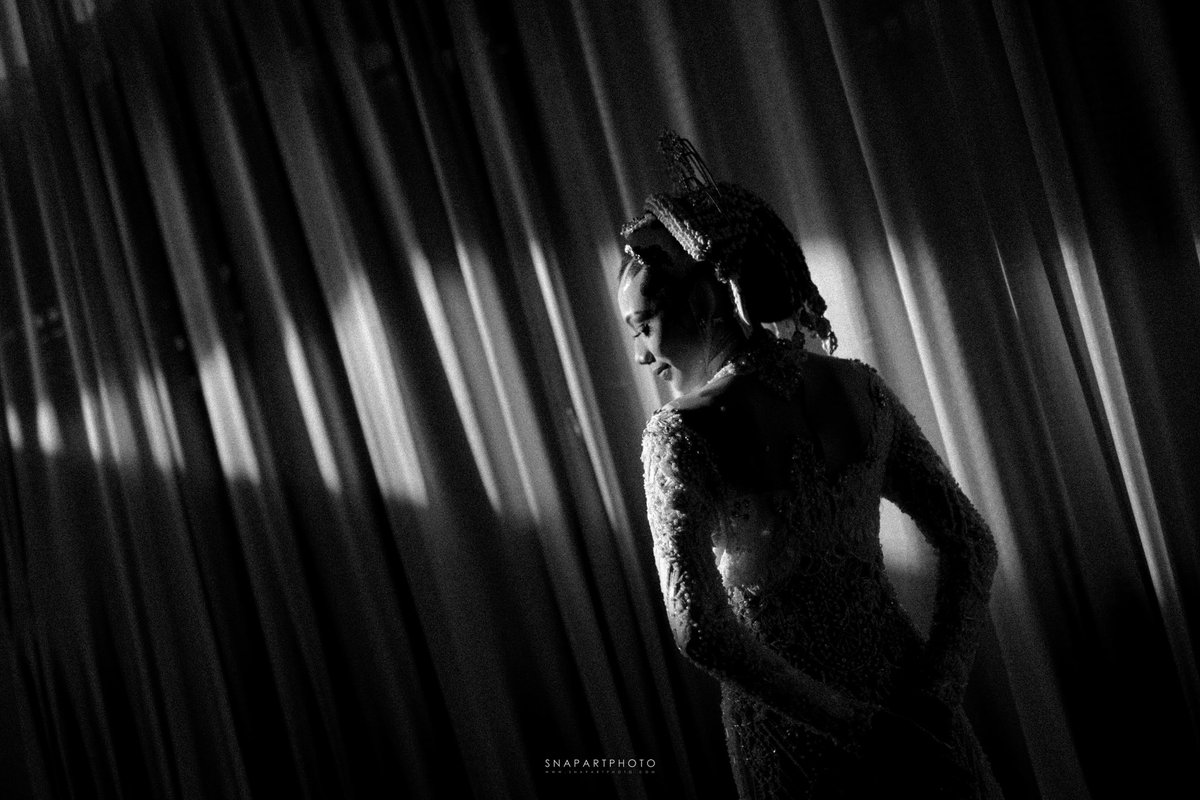 SnapArtPhoto's tweet photo. Shoot shoot BW buat nambahin ke estetikan hari specialmu ✨✨✨ https://t.co/0P6qma7uvl