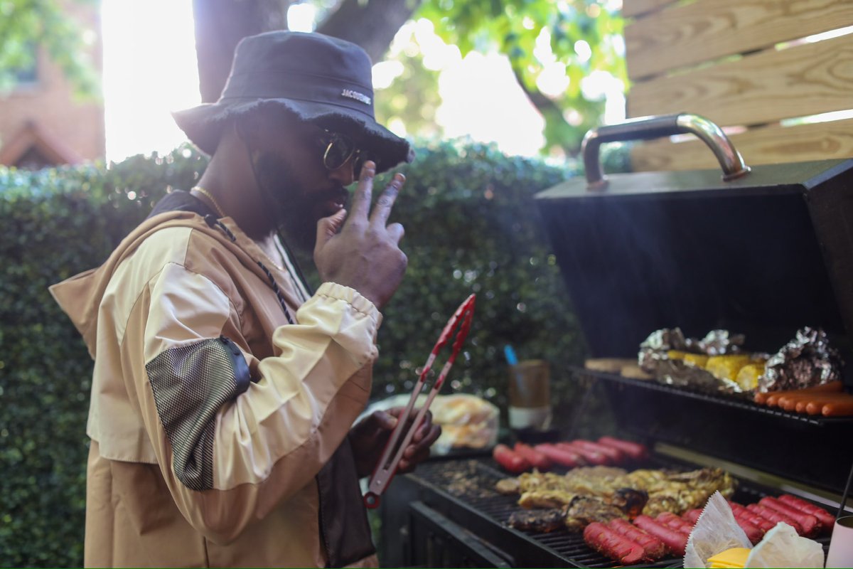 freshcutdil's tweet photo. Forgot to put these here #CookOutSZN https://t.co/8P6YAbo3xf