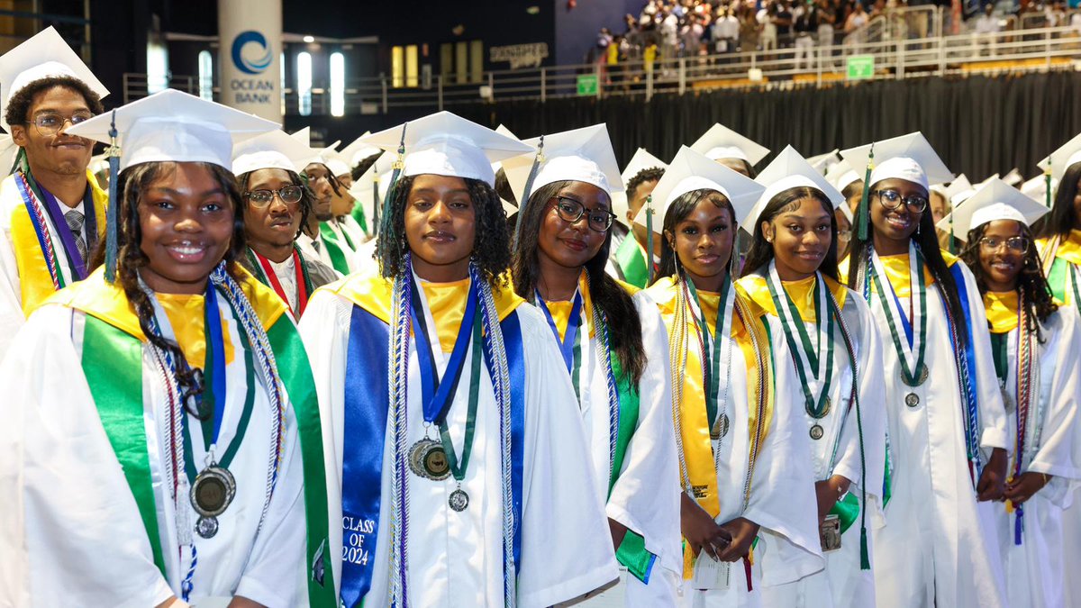 SuptDotres's tweet photo. Hats off to the #Classof2024 from @NMSPIONEERS! Your achievements have rightfully earned this day of celebration.  Wishing you continued success as you step into the future. #GraduationMagic #Alumni305 #YourBestChoiceMDCPS https://t.co/FizkE5H9MT
