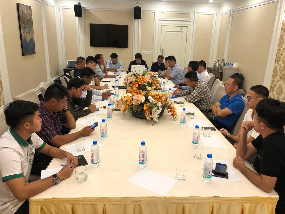 ChetPhirum's tweet photo. CLRA board member and representative from companies and large scale farms brainstormed and initiated develop market strategy on pig sectors as this sector need to build long term sustainability . https://t.co/5mAygqoP4x