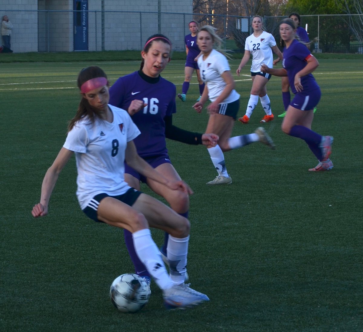 peterson_rick's tweet photo. State semifinalists @RuralSoccer, @CPLSAthletics headline 2024 All-City girls soccer team. @haydensoccer_ @SeamanLady @HPHSATHLETICS @THSsoccer16 @t_birdSoccer450 ...
https://t.co/JhcKpMZPTZ https://t.co/budOqO1zlQ