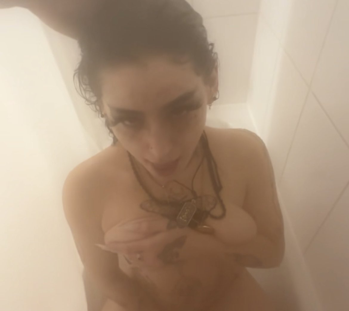 Siren_s0ull's tweet photo. https://t.co/kcCfnl0m2a https://t.co/5wsr2Ihzak