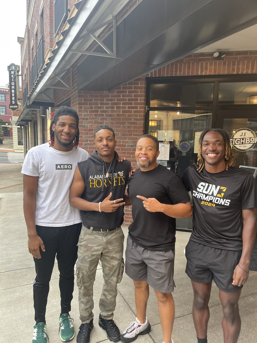 Brandon Butler tweet media