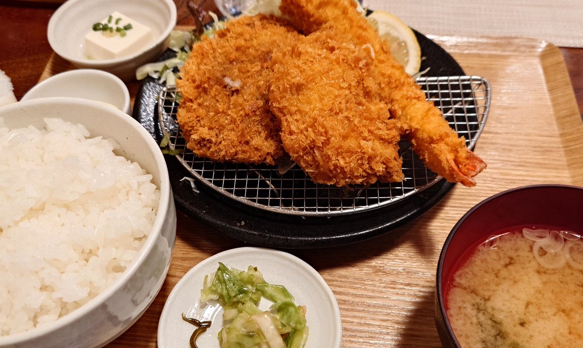 RAV4bunbun's tweet photo. ランチ🤤 https://t.co/LLLA8fnyNp