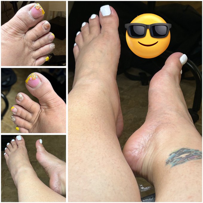 I dont like to brag but 😎😎😎😎  I enjoy this too much!  This was a Detox Mint Mimosa Pedicure with paraffin<a href="/tag/mvsales"class="tags"><span>#mvsales</span></a>