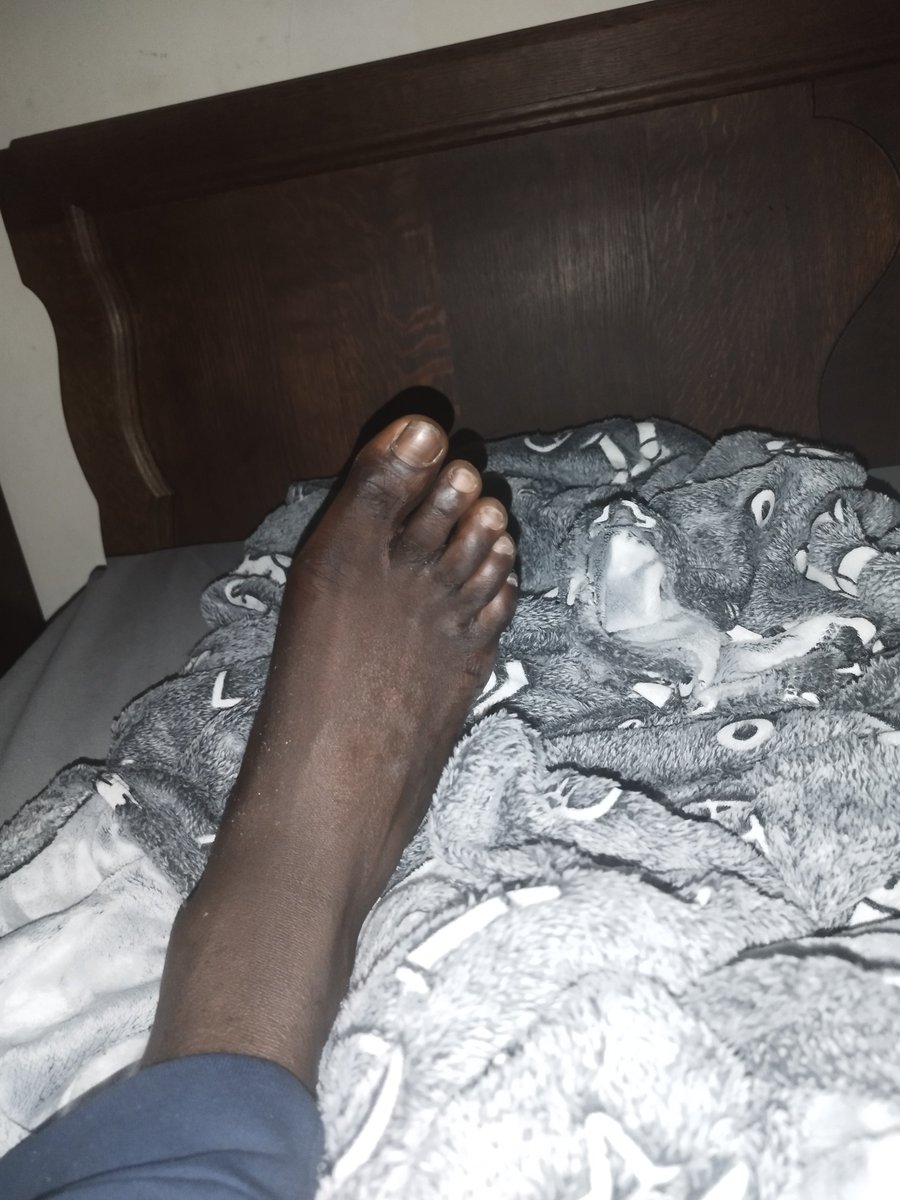 Bbcmastercash's tweet photo. Come and lick my dirty foot little slave. Kneel down because you need me and you can't live without me after seeing this pic.

Findom cashmaster master moneyslave sissy cashfag fagcash cashmeet whalesub drain https://t.co/7Mp7YlVVXz