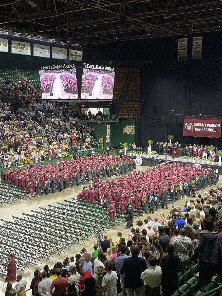 MVMAJORS's tweet photo. Congratulations to the INCREDIBLE class of 2024! You have made MVHS very proud! 🎓🥲#MVHS2024 #onceamajor https://t.co/8p8XsiMeoZ