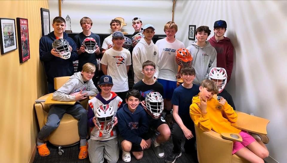 FasuloJason's tweet photo. 10-1. We start and end the same. Family on 3. @LpoolYouthLax @LpoolHSBoysLax https://t.co/HwmFJf7aDx